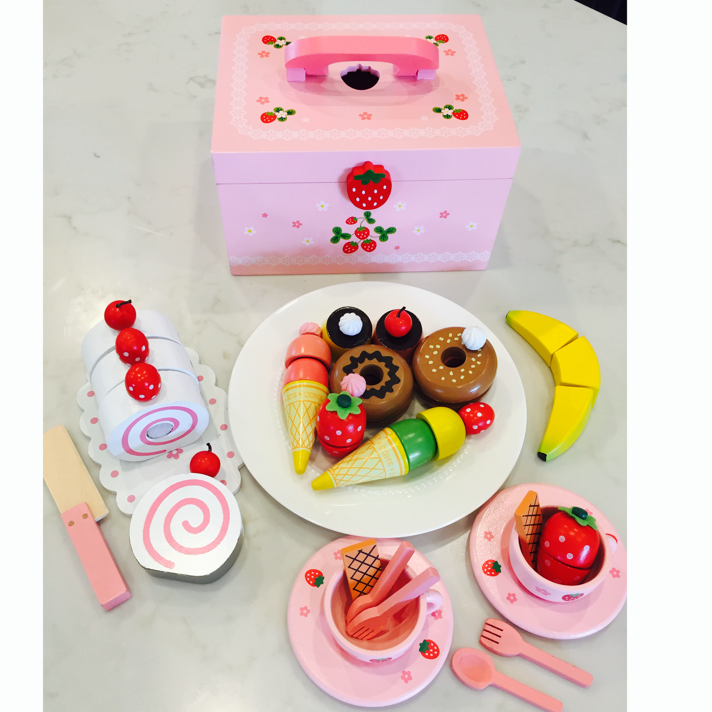 Deluxe Wooden Dessert Set